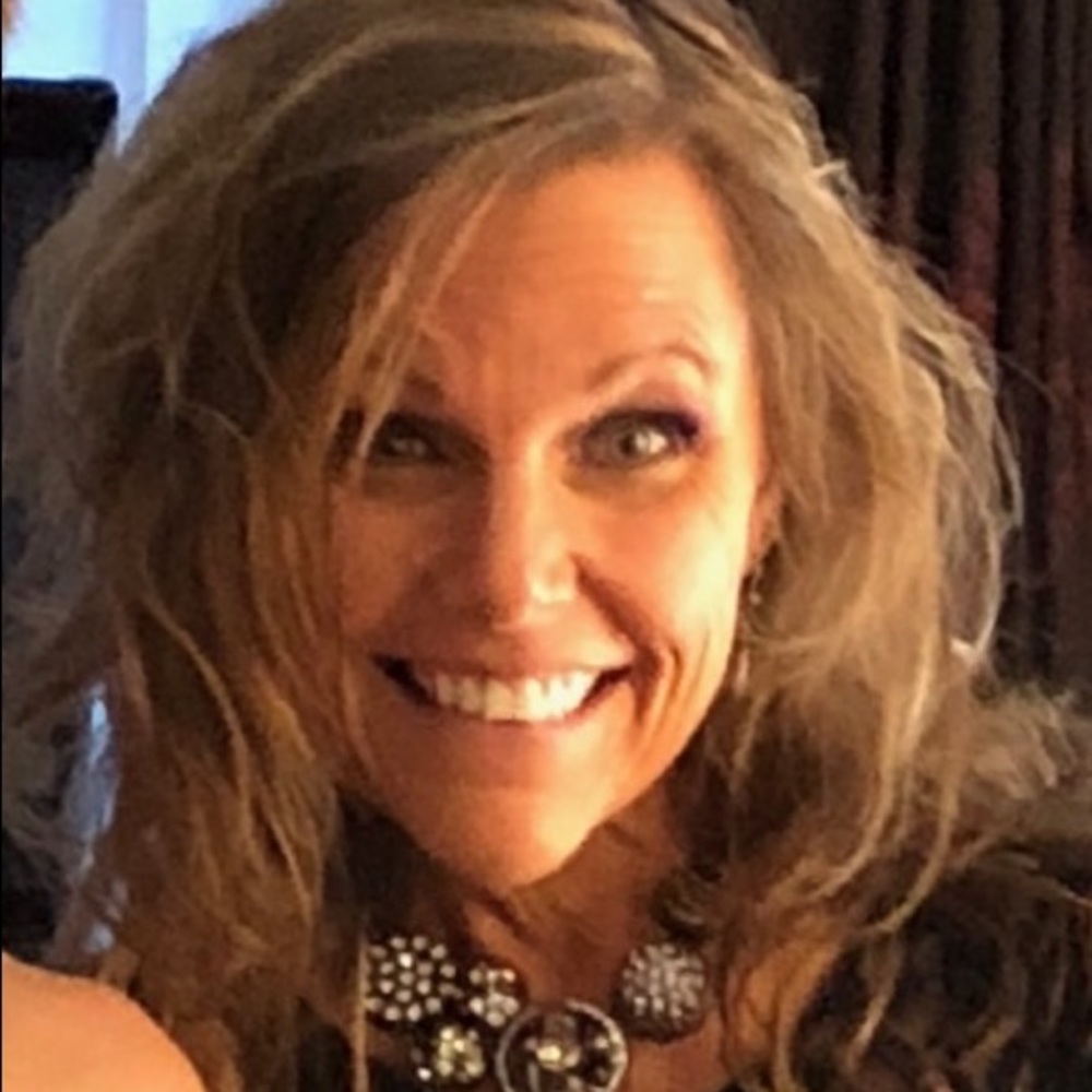 Meet your Posher, Lori